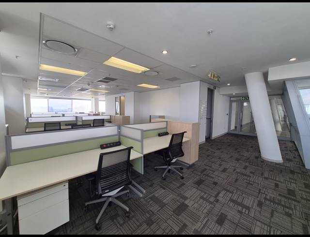 1,599M² OFFICE TO LET IN SANDTON CENTRAL